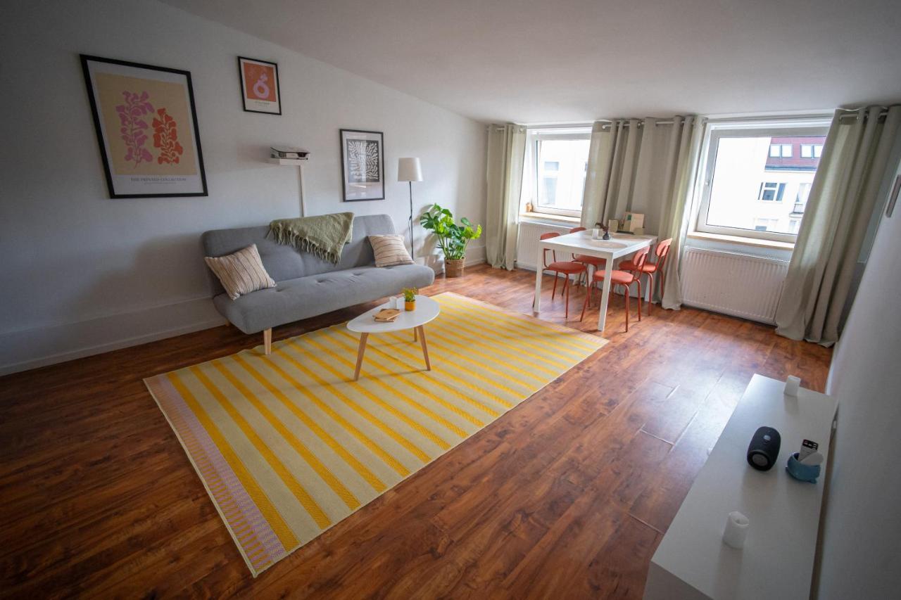 The Good Apartment Powisle 3 Bedrooms Warsaw Exterior photo